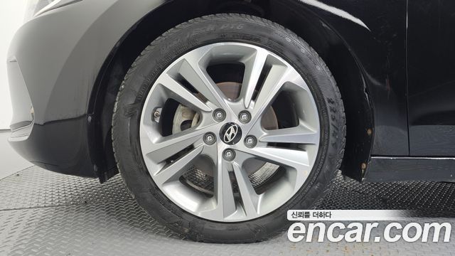 Hyundai Avante (AD) 1.6 GDI Value Plus 2018 — фото 5