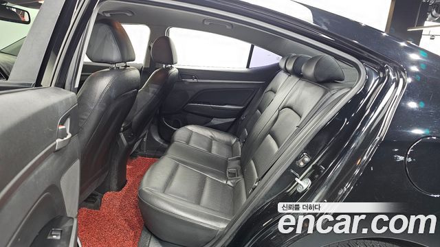Hyundai Avante (AD) 1.6 GDI Value Plus 2018 — фото 12