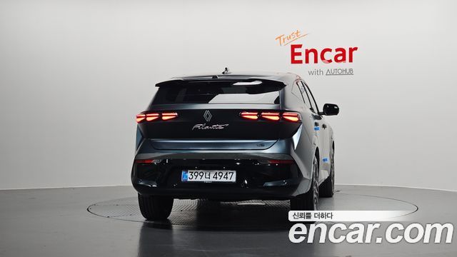 Renault Korea Filante 1.5 E-Tech Iconic 2WD 2027 — фото 4