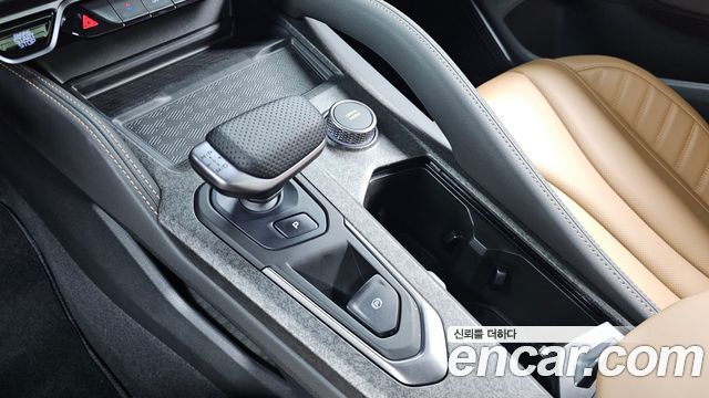 Renault Korea Filante 1.5 E-Tech Iconic 2WD 2027 — фото 9
