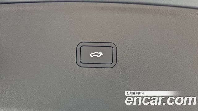Renault Korea Filante 1.5 E-Tech Iconic 2WD 2027 — фото 17