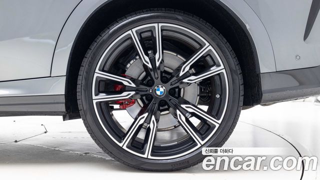 BMW X6 (G06) M60i 2026 — фото 5