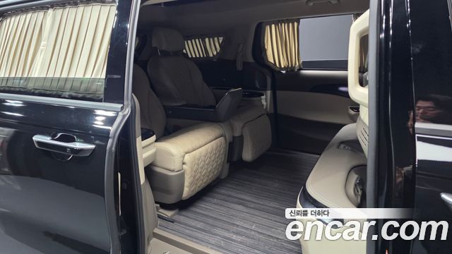 Kia Carnival (IV) Gasoline 4-Seater Hi-Limousine Signature 2022 — фото 12