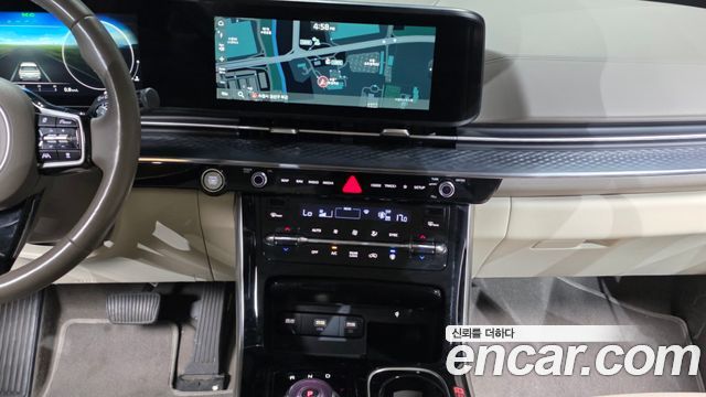 Kia Carnival (IV) Gasoline 4-Seater Hi-Limousine Signature 2022 — фото 14