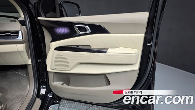 Kia Carnival (IV) Gasoline 4-Seater Hi-Limousine Signature 2022 — фото 25