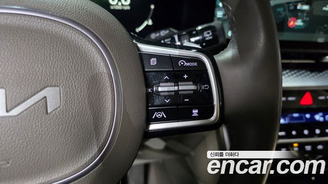 Kia Carnival (IV) Gasoline 4-Seater Hi-Limousine Signature 2022 — фото 32