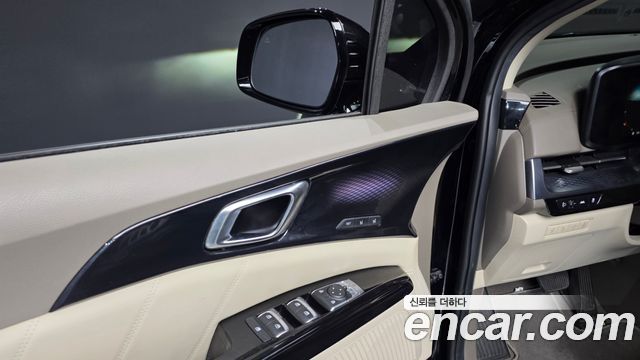 Kia Carnival (IV) Gasoline 4-Seater Hi-Limousine Signature 2022 — фото 36
