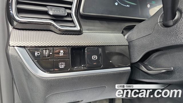 Kia Sportage Hybrid (V) Prestige 2WD 2023 — фото 14