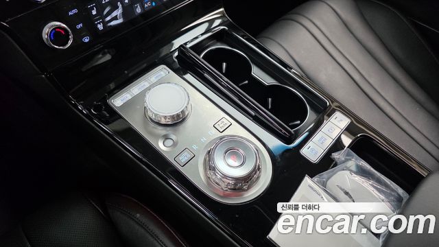 Genesis G80 (RG3) Gasoline 3.5 Turbo 2WD 2025 — фото 9