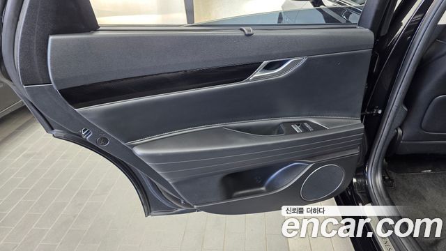 Genesis G80 (RG3) Gasoline 3.5 Turbo 2WD 2025 — фото 31