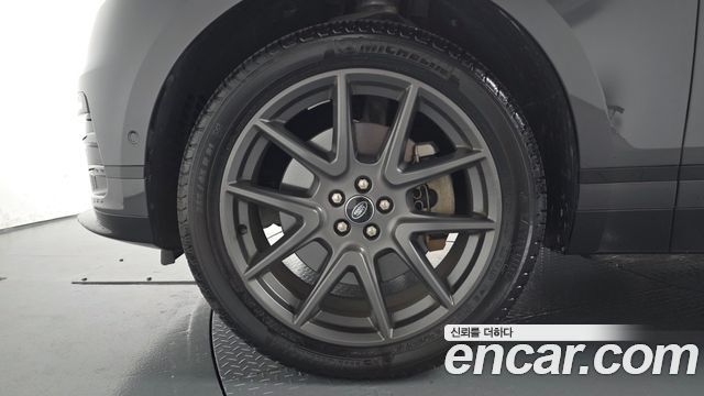 Land Rover Range Rover Velar 3.0 P400 Dynamic HSE 2025 — фото 5