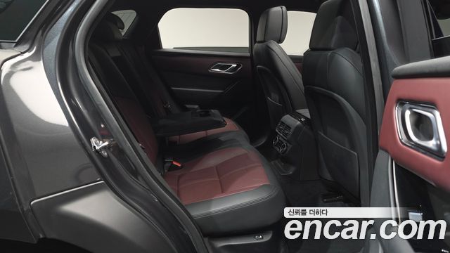 Land Rover Range Rover Velar 3.0 P400 Dynamic HSE 2025 — фото 15