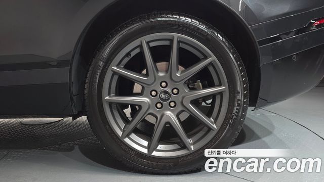Land Rover Range Rover Velar 3.0 P400 Dynamic HSE 2025 — фото 27