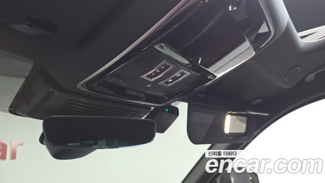 Land Rover Range Rover Velar 3.0 P400 Dynamic HSE 2025 — фото 35