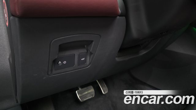 Land Rover Range Rover Velar 3.0 P400 Dynamic HSE 2025 — фото 36