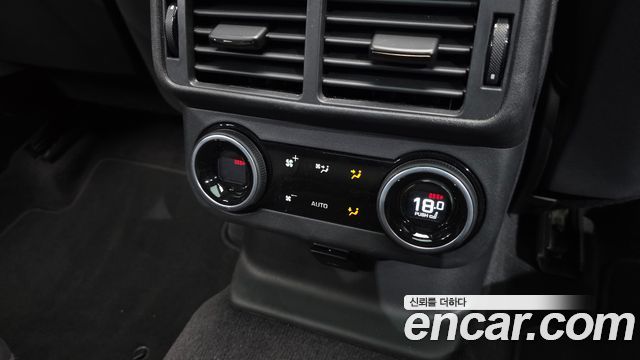 Land Rover Range Rover Velar 3.0 P400 Dynamic HSE 2025 — фото 37