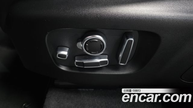 Land Rover Range Rover Velar 3.0 P400 Dynamic HSE 2025 — фото 38