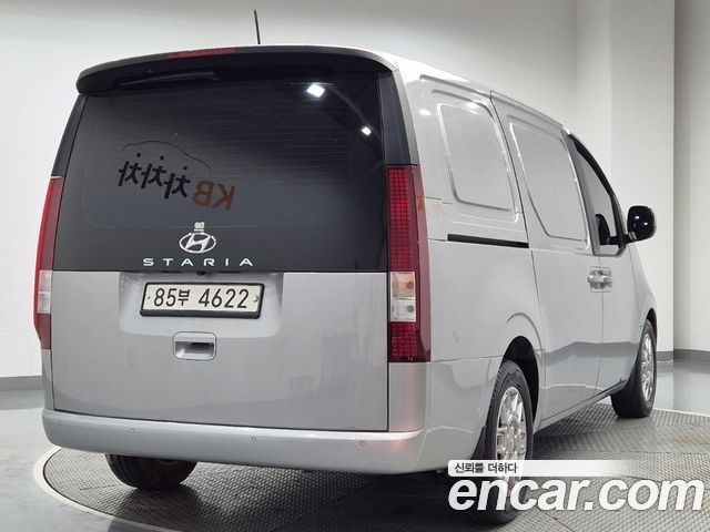 Hyundai Staria Cargo 3-Seater Modern 2022 — фото 4