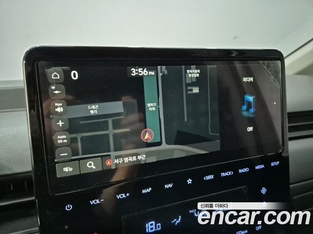 Hyundai Staria Cargo 3-Seater Modern 2022 — фото 10