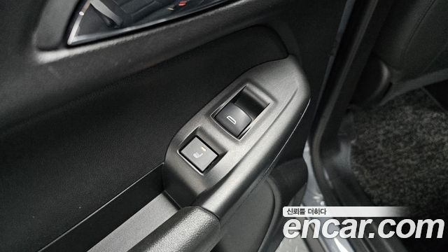 Chevrolet Trailblazer 1.3 Turbo 4WD RS 2021 — фото 32