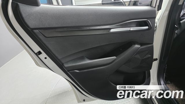 Kia Seltos Gasoline 1.6 Turbo 2WD Prestige 2023 — фото 25