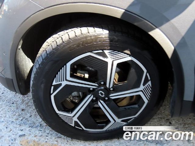 Renault Korea QM6 2.0 GDe RE 2WD 2024 — фото 24