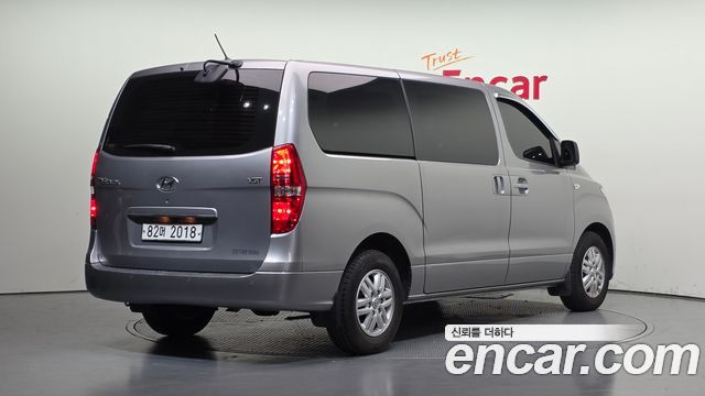 Hyundai Grand Starex Van 3-Seater Smart 2019 — фото 2