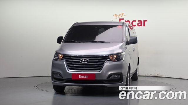 Hyundai Grand Starex Van 3-Seater Smart 2019 — фото 3