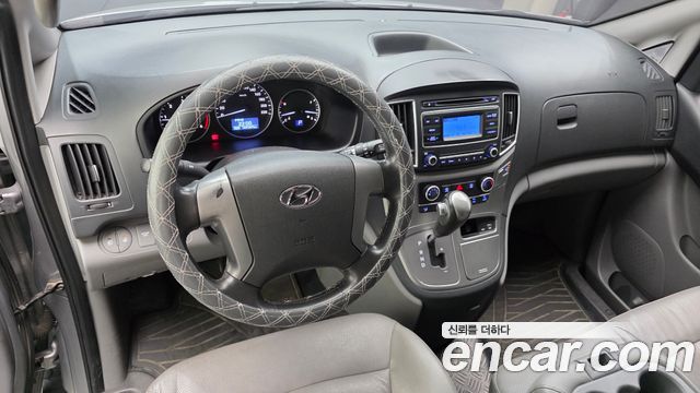 Hyundai Grand Starex Van 3-Seater Smart 2019 — фото 7