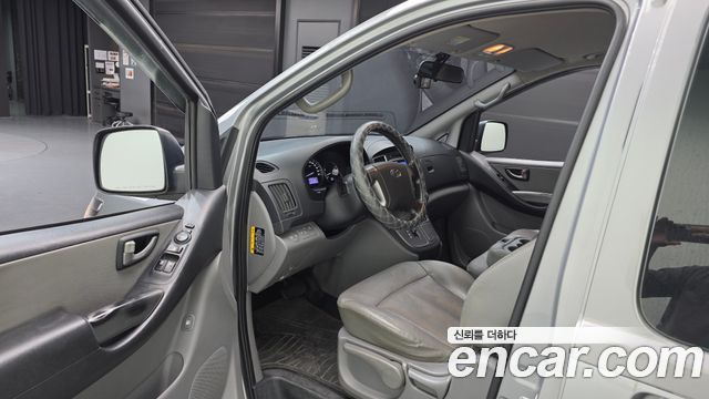 Hyundai Grand Starex Van 3-Seater Smart 2019 — фото 10