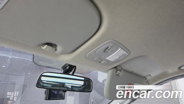 Hyundai Grand Starex Van 3-Seater Smart 2019 — фото 17