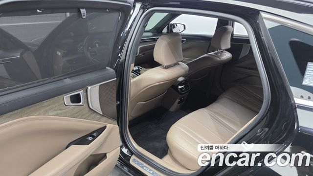 Kia K8 Hybrid Noblesse 2022 — фото 11