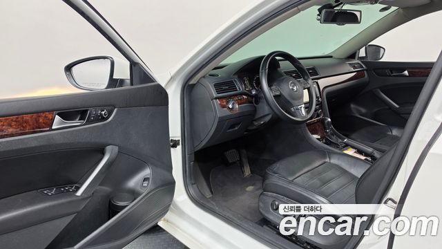 Volkswagen Passat 2.0 TDI B7 2013 — фото 10