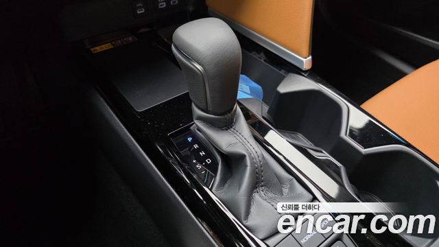 Toyota Camry (XV80) 2.5 XLE Premium Hybrid 2026 — фото 9