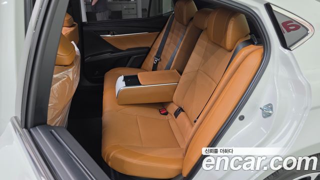 Toyota Camry (XV80) 2.5 XLE Premium Hybrid 2026 — фото 11