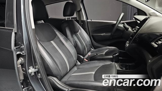 Chevrolet Spark Premier 2019 — фото 12
