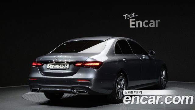 Mercedes-Benz E-Class (W213) E250 AMG Line 2023 — фото 2