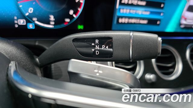 Mercedes-Benz E-Class (W213) E250 AMG Line 2023 — фото 9