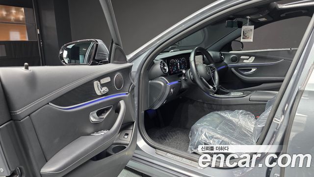 Mercedes-Benz E-Class (W213) E250 AMG Line 2023 — фото 10