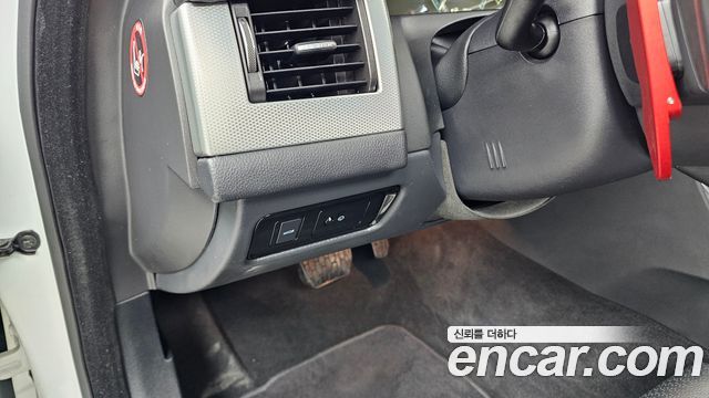 Jaguar XF (X260) 25t Prestige 2018 — фото 29