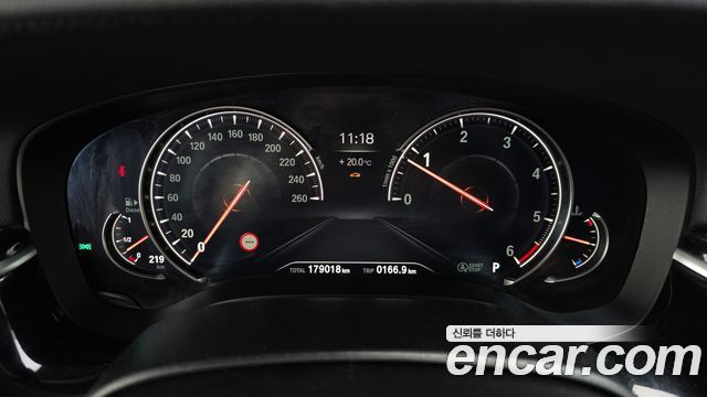 BMW 5 Series (G30) 520d xDrive M Sport Package Plus 2018 — фото 8