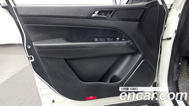 KG Mobility (SsangYong) Rexton Sports Khan Diesel 2.2 4WD Prestige Special (5-Link) 2021 — фото 24