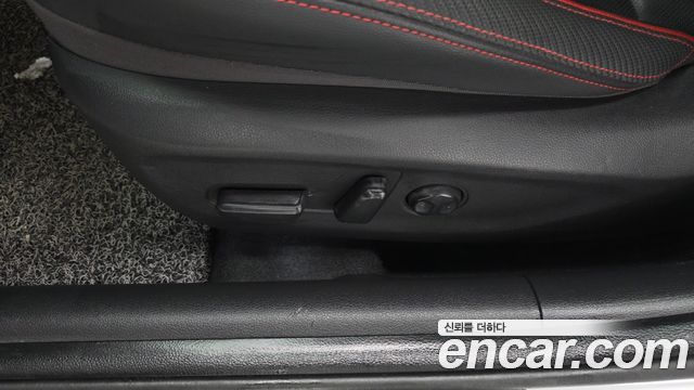 Hyundai i30 (PD) 1.6 Turbo N Line 2019 — фото 39