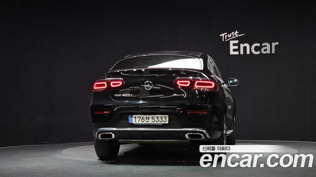 Mercedes-Benz GLC-Class (X253) GLC300e 4MATIC Coupe 2021 — фото 4