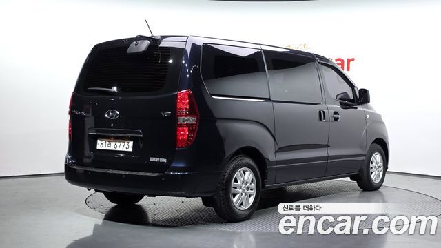 Hyundai Grand Starex Van 3-Seater Smart 2020 — фото 2