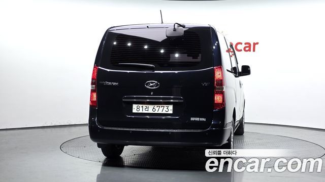 Hyundai Grand Starex Van 3-Seater Smart 2020 — фото 4