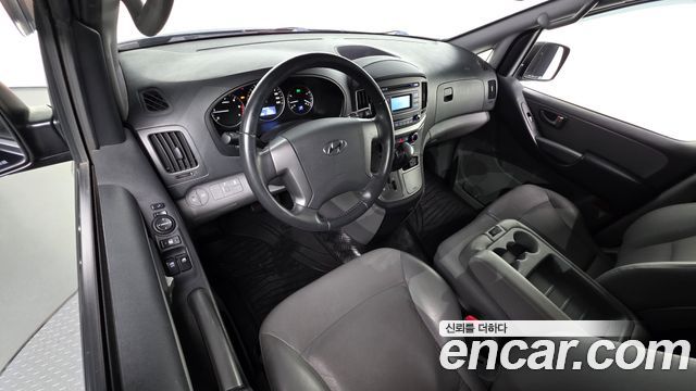 Hyundai Grand Starex Van 3-Seater Smart 2020 — фото 7