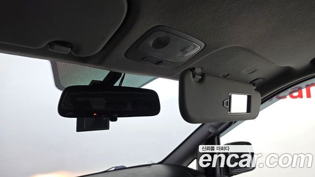 Hyundai Grand Starex Van 3-Seater Smart 2020 — фото 19
