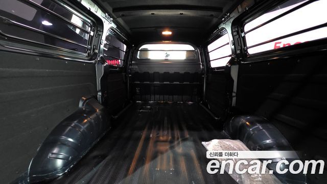 Hyundai Grand Starex Van 3-Seater Smart 2020 — фото 20