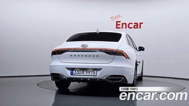Hyundai Grandeur (IG) 2.5 Le Blanc 2023 — фото 4